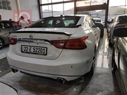 Nissan Maxima